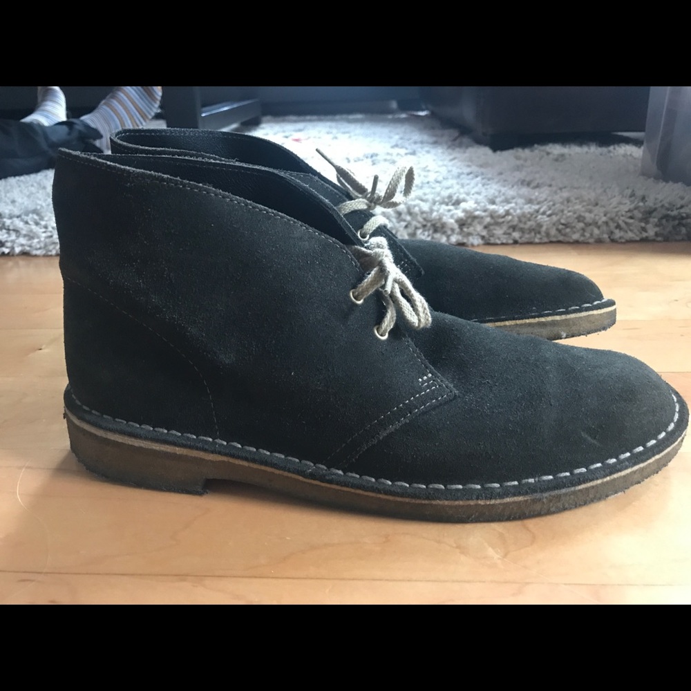 Men’s Desert Boot by Clarks - Black Suede, Size 10